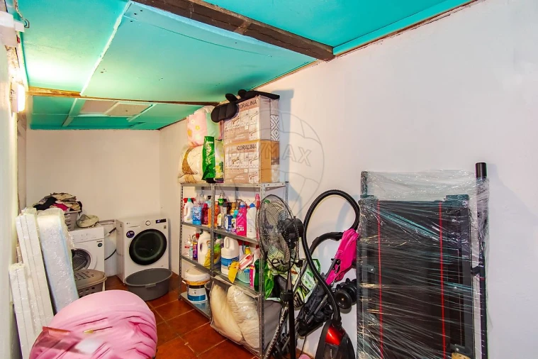 Apartamento T2 para Venda em Santa Iria de Azoia, São João da Talha e Bobadela Foto 19