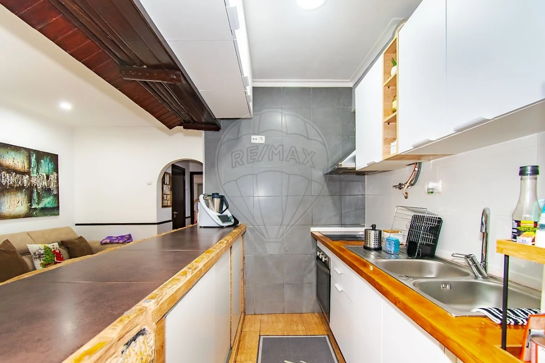 Apartamento T2 para Venda em Santa Iria de Azoia, São João da Talha e Bobadela Foto 6