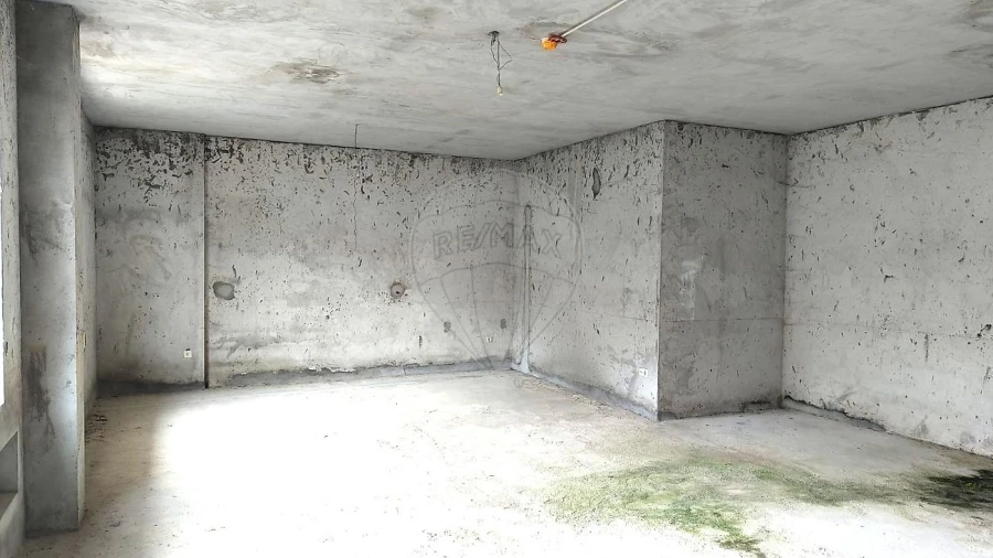 Loja para Venda em O. Azeméis, Riba-Ul, Ul, Macinhata Seixa, Madail Foto 13