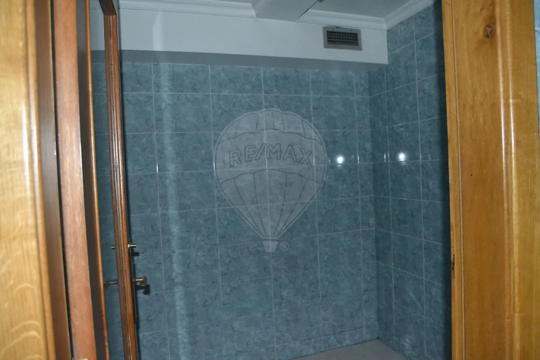 Loja para Venda em O. Azeméis, Riba-Ul, Ul, Macinhata Seixa, Madail Foto 14