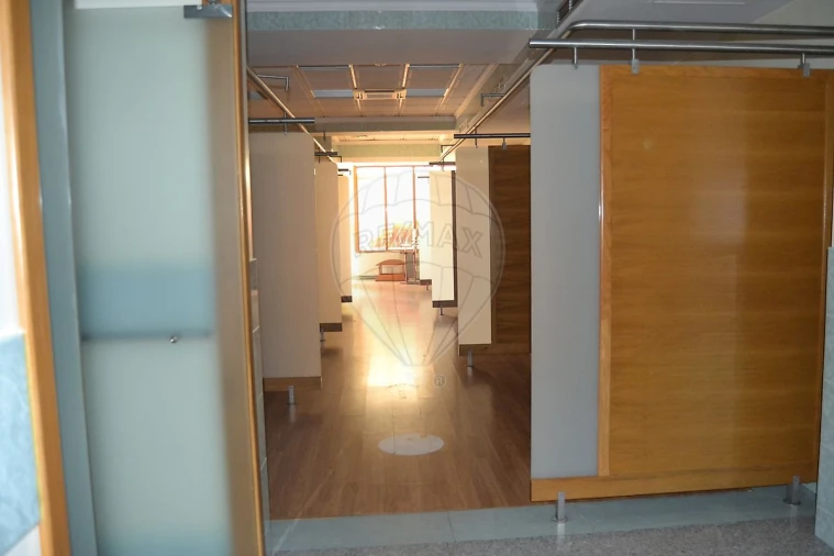 Loja para Venda em O. Azeméis, Riba-Ul, Ul, Macinhata Seixa, Madail Foto 27