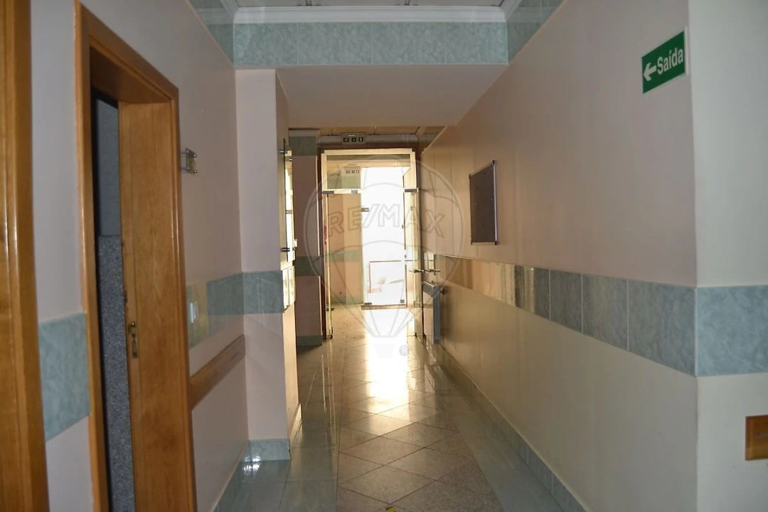 Loja para Venda em O. Azeméis, Riba-Ul, Ul, Macinhata Seixa, Madail Foto 18