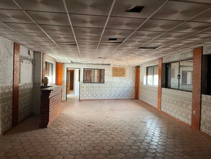 Moradia T3 para Venda em São Roque Foto 12