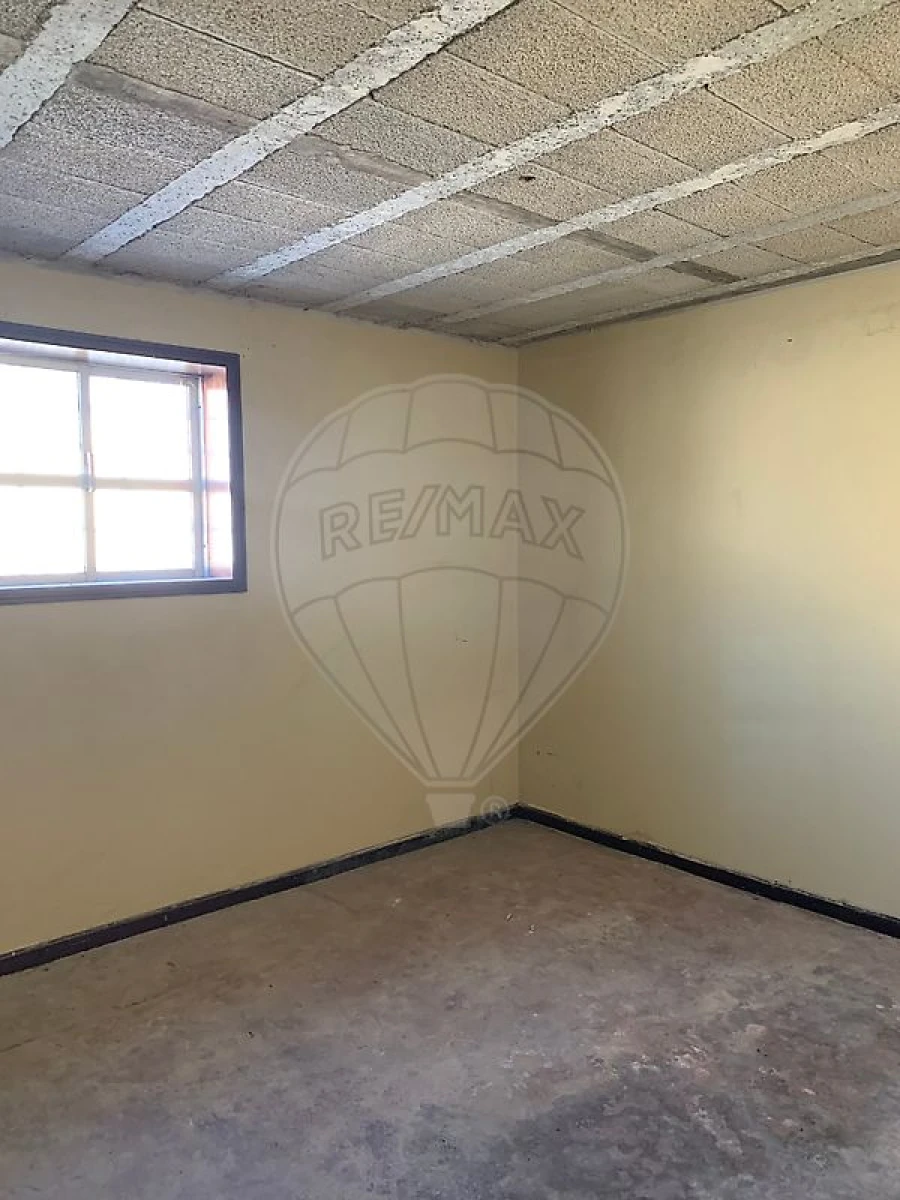 Moradia T2 para Venda em Arrifana Foto 11