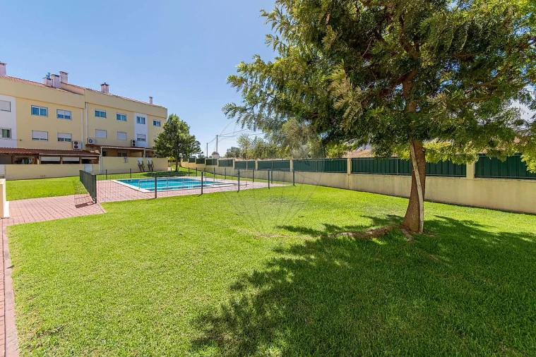 Apartamento T2 para Venda em Alenquer (Santo Estêvão e Triana) Foto 3