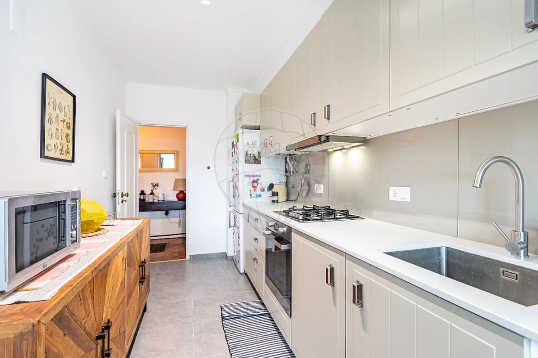 Apartamento T4 para Venda em São Domingos de Rana Foto 2