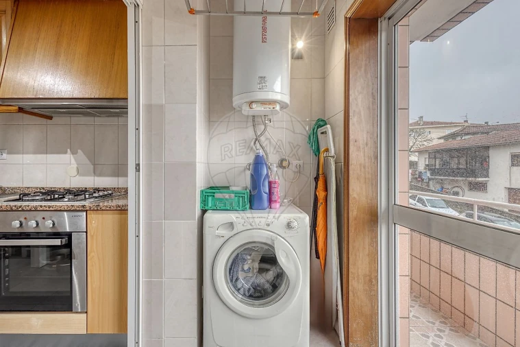 Apartamento T2 para Venda em Oliveira do Douro Foto 8