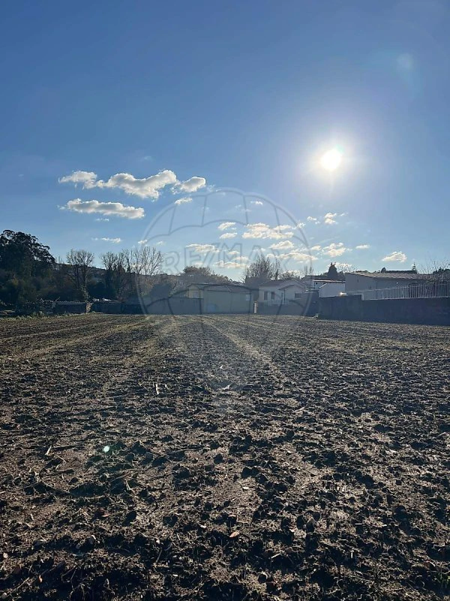 Terreno para Venda em Pedroso e Seixezelo Foto 1