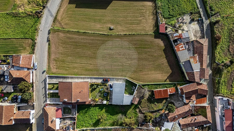 Terreno para Venda em Pedroso e Seixezelo Foto 2