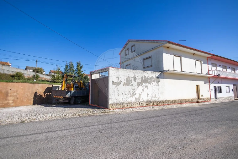 Moradia T2 para Venda em Lamas e Cercal