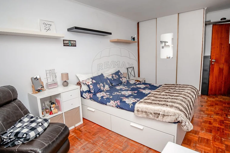 Apartamento T3 para Venda em Seixal, Arrentela e Aldeia de Paio Pires Foto 10