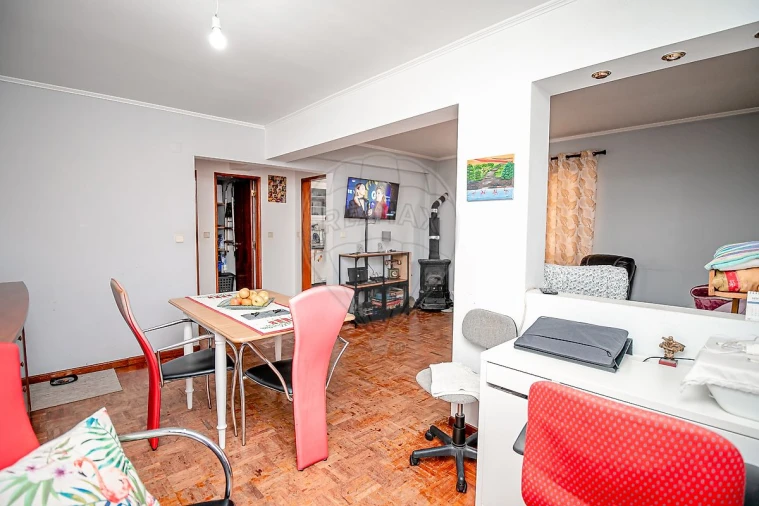 Apartamento T3 para Venda em Seixal, Arrentela e Aldeia de Paio Pires Foto 8