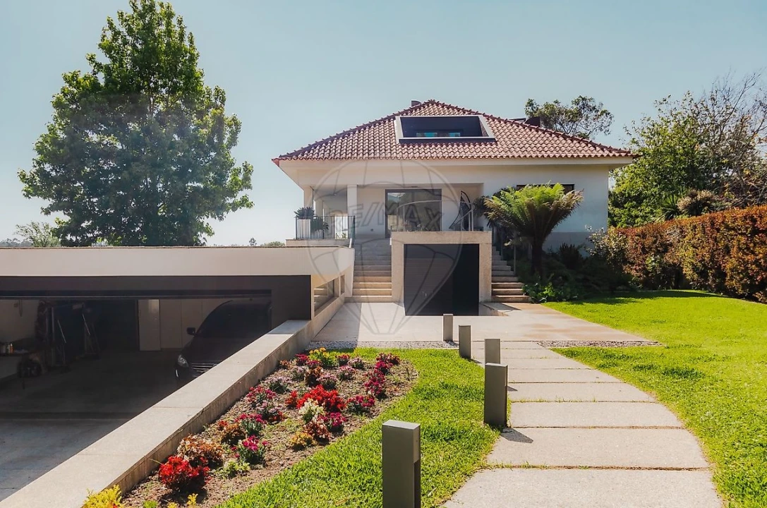 Moradia T4 para Venda em São Miguel do Souto e Mosteirô Foto 43