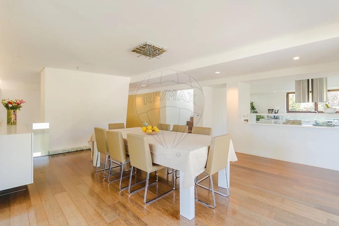 Moradia T4 para Venda em São Miguel do Souto e Mosteirô Foto 11