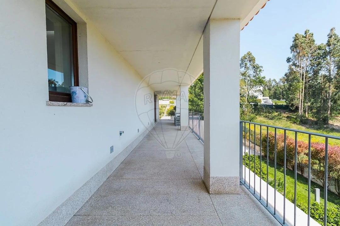 Moradia T4 para Venda em São Miguel do Souto e Mosteirô Foto 22