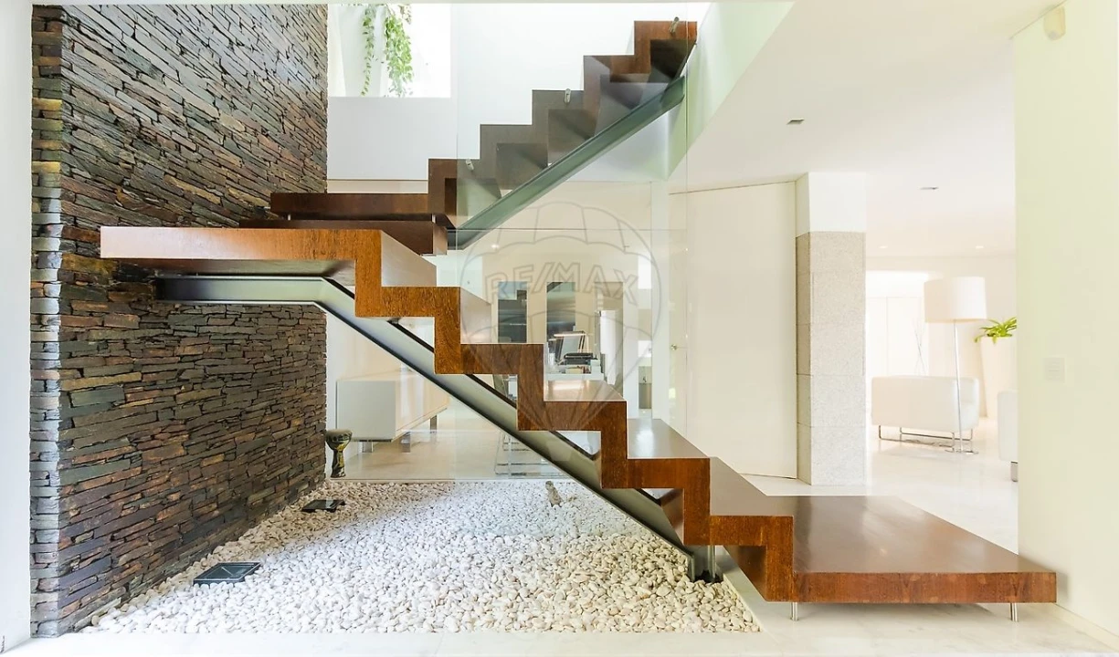 Moradia T4 para Venda em São Miguel do Souto e Mosteirô Foto 6