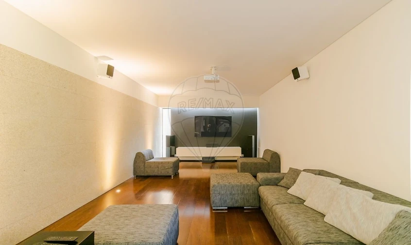 Moradia T4 para Venda em São Miguel do Souto e Mosteirô Foto 8