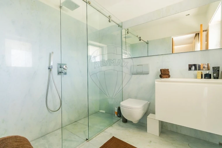 Moradia T4 para Venda em São Miguel do Souto e Mosteirô Foto 17