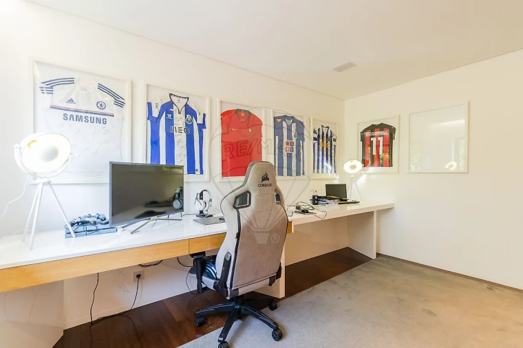 Moradia T4 para Venda em São Miguel do Souto e Mosteirô Foto 19