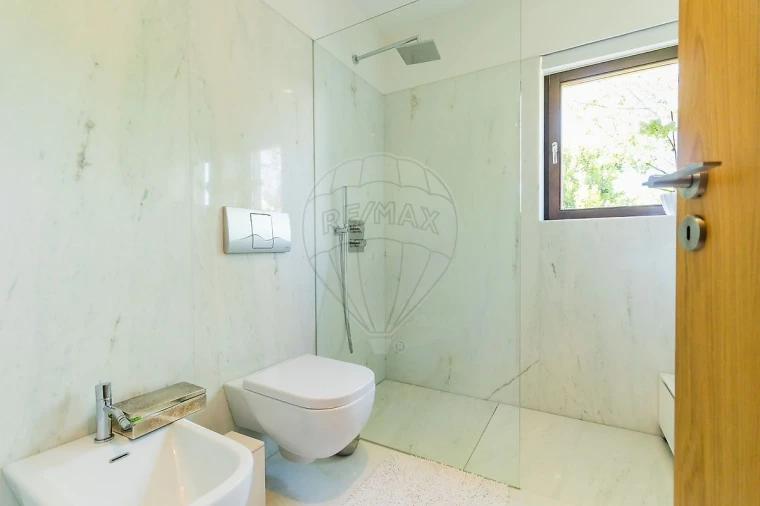 Moradia T4 para Venda em São Miguel do Souto e Mosteirô Foto 21