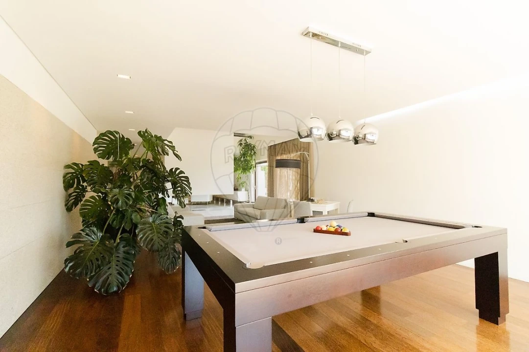 Moradia T4 para Venda em São Miguel do Souto e Mosteirô Foto 3