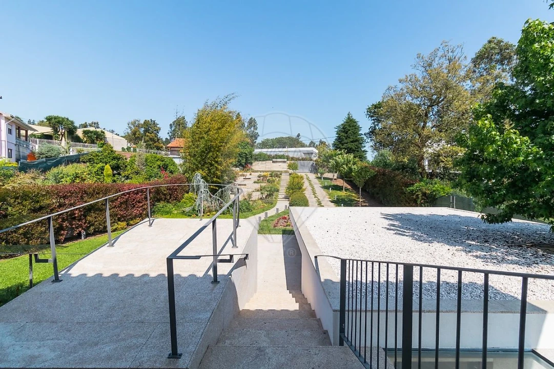 Moradia T4 para Venda em São Miguel do Souto e Mosteirô Foto 25