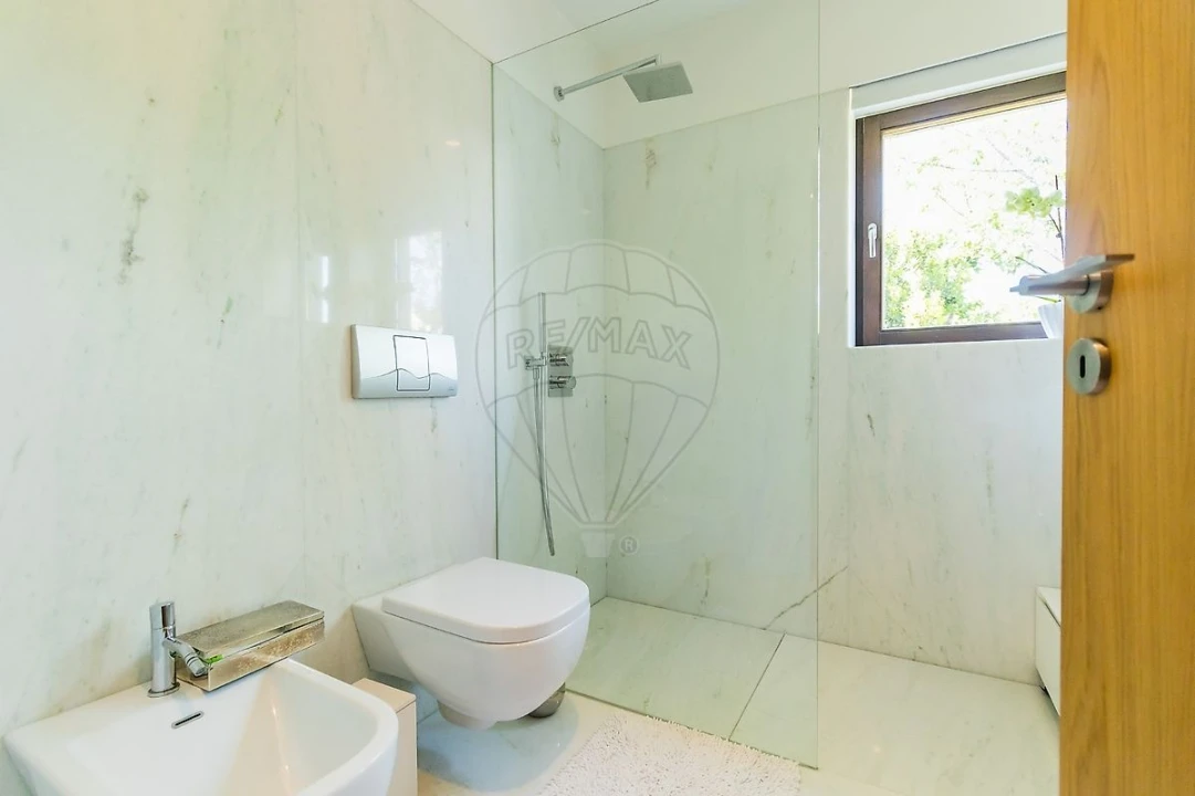 Moradia T4 para Venda em São Miguel do Souto e Mosteirô Foto 21