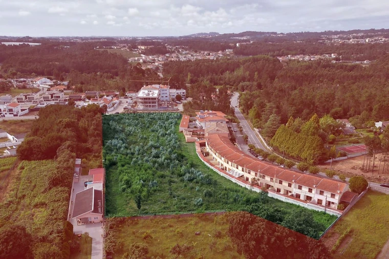 Terreno para Venda em Santa Maria da Feira, Travanca, Sanfins e Espargo
