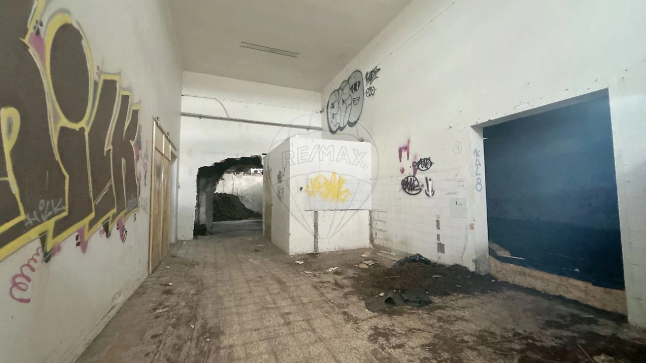 Armazém para Venda em Alcanhões Foto 6