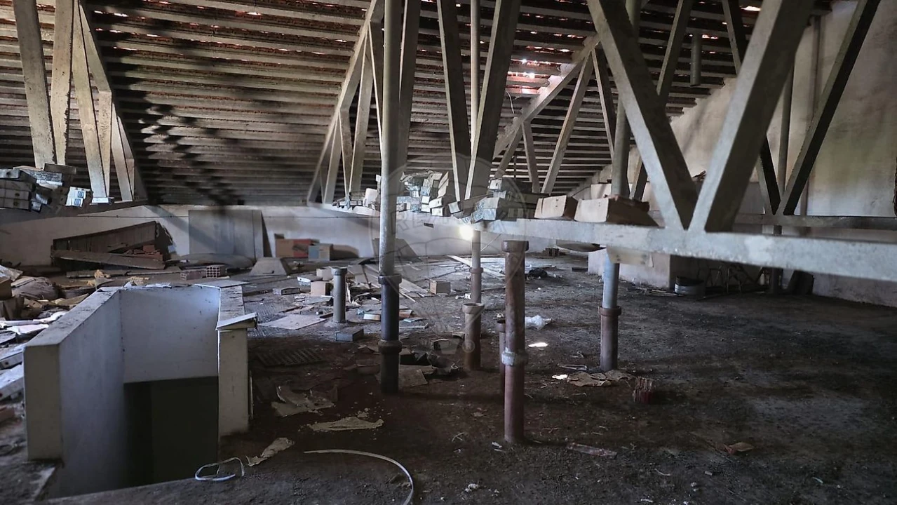 Armazém para Venda em Alcanhões Foto 14