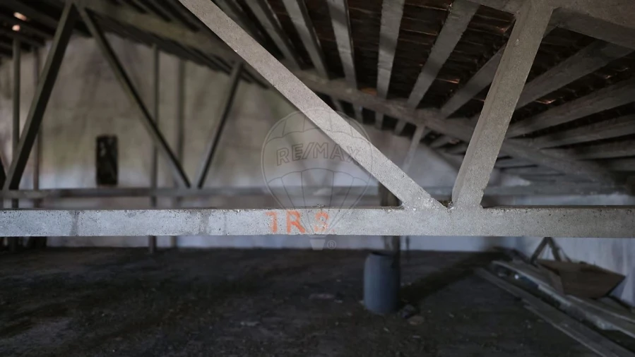 Armazém para Venda em Alcanhões Foto 12