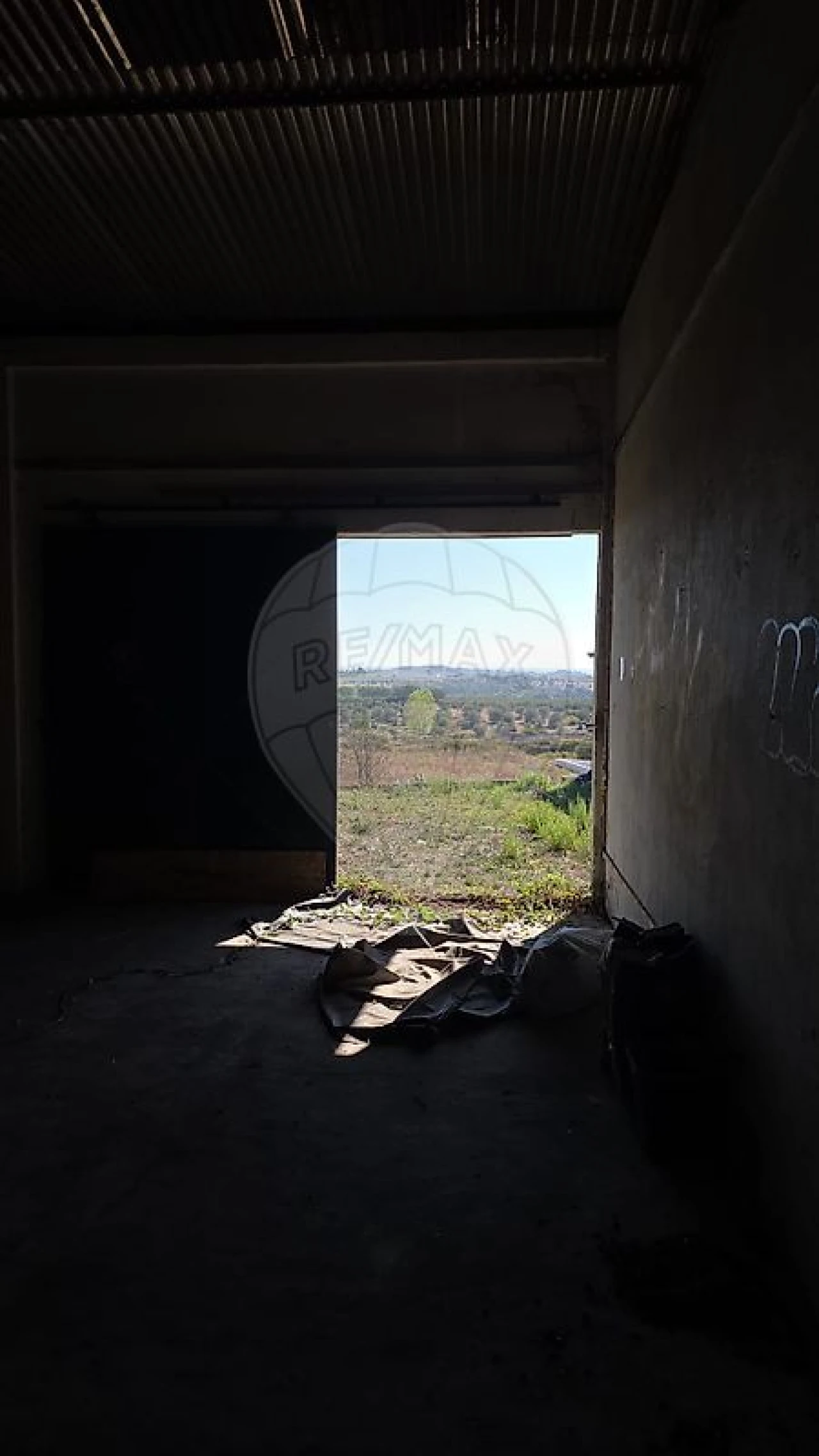 Armazém para Venda em Alcanhões Foto 13