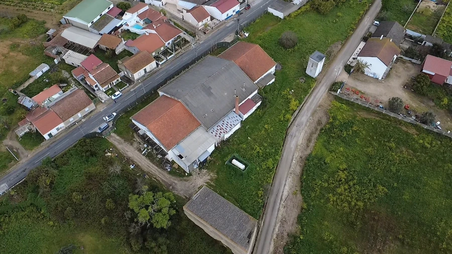Armazém para Venda em Alcanhões