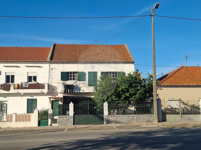 Moradia T3 para Venda em Samora Correia Foto 2