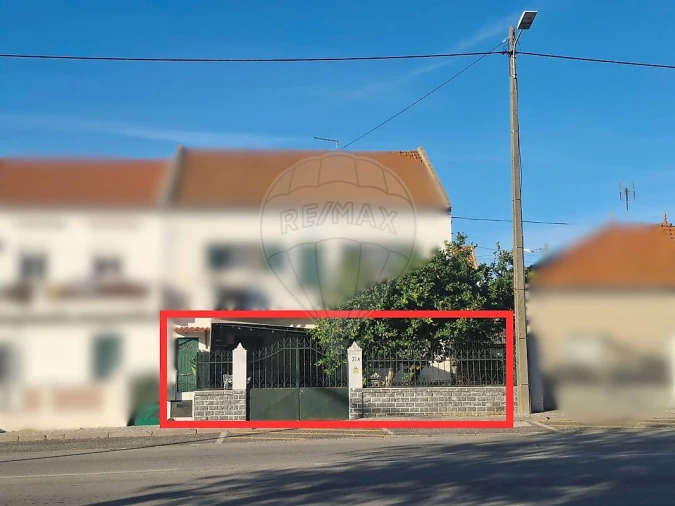 Moradia T3 para Venda em Samora Correia Foto 1