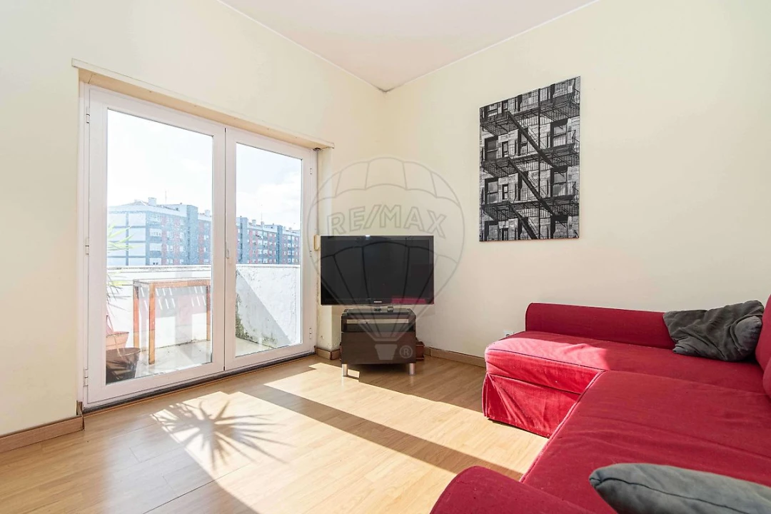 Apartamento T3 para Venda em Olivais Foto 4