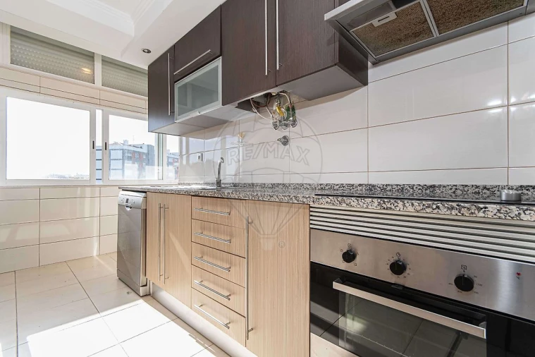 Apartamento T3 para Venda em Olivais Foto 12