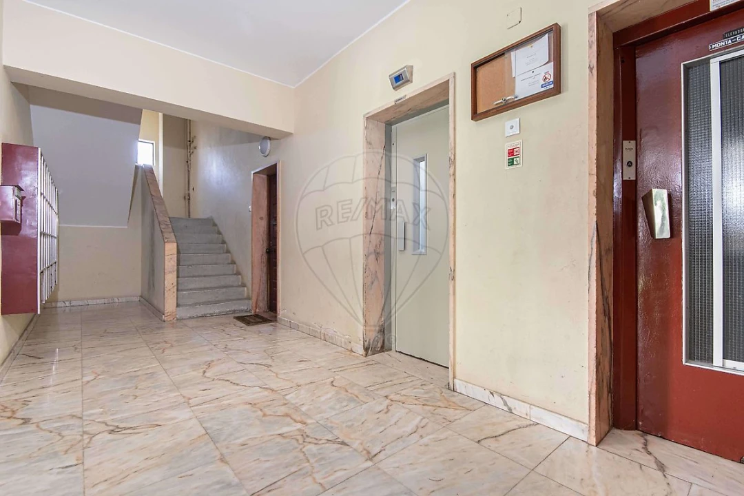 Apartamento T3 para Venda em Olivais Foto 21