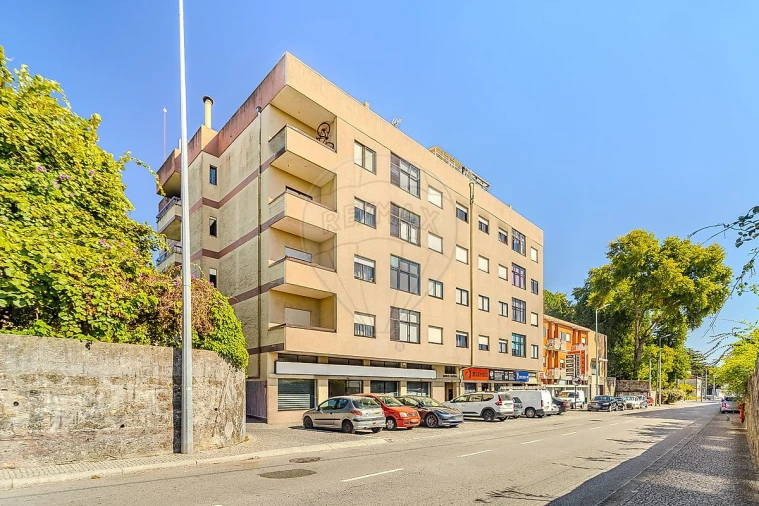 Apartamento T2 para Venda em Cidade da Maia