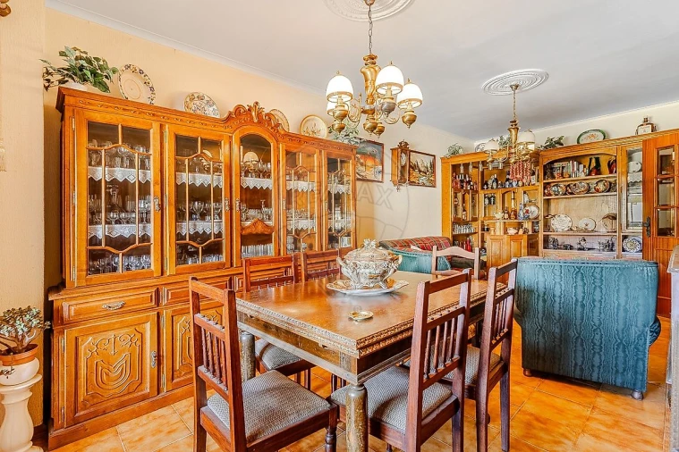 Apartamento T2 para Venda em Cidade da Maia Foto 11