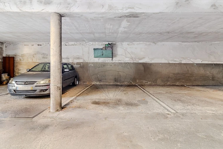 Apartamento T2 para Venda em Cidade da Maia Foto 23