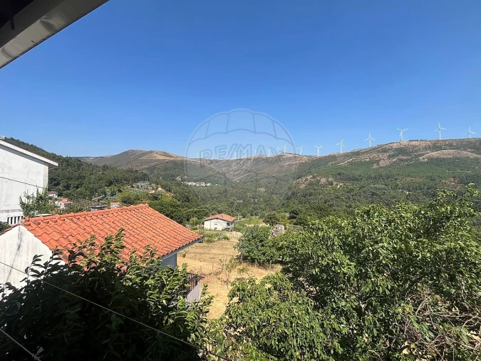 Moradia T3 para Venda em Castanheira de Pêra e Coentral Foto 15