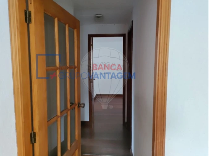 Moradia T4 para Venda em Santo Antonio Foto 11