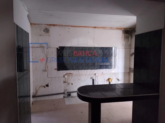 Moradia T4 para Venda em Santo Antonio Foto 7