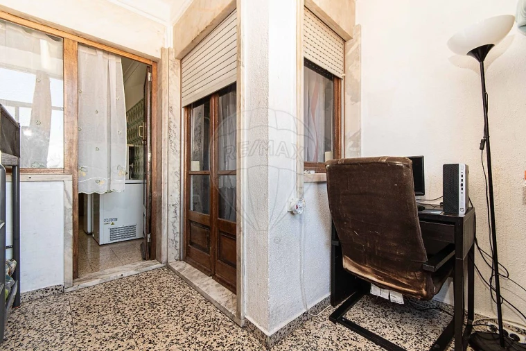 Apartamento T2 para Venda em Águas Livres Foto 15