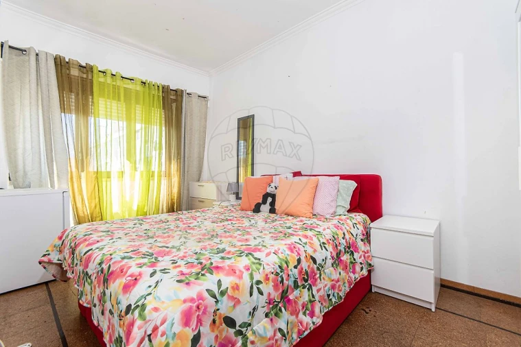 Apartamento T2 para Venda em Águas Livres Foto 12