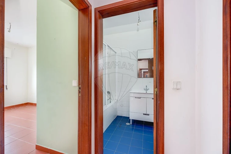 Apartamento T3 para Venda em Algueirão-Mem Martins Foto 19