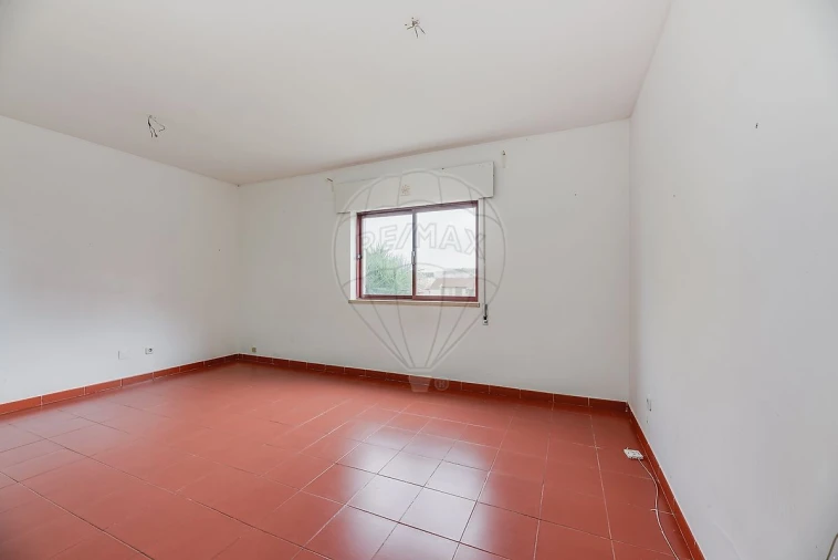 Apartamento T3 para Venda em Algueirão-Mem Martins Foto 8