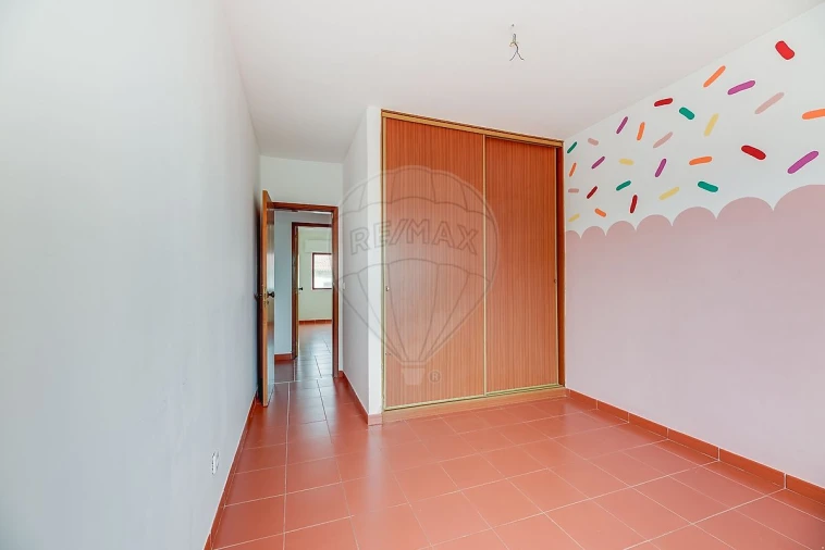 Apartamento T3 para Venda em Algueirão-Mem Martins Foto 23