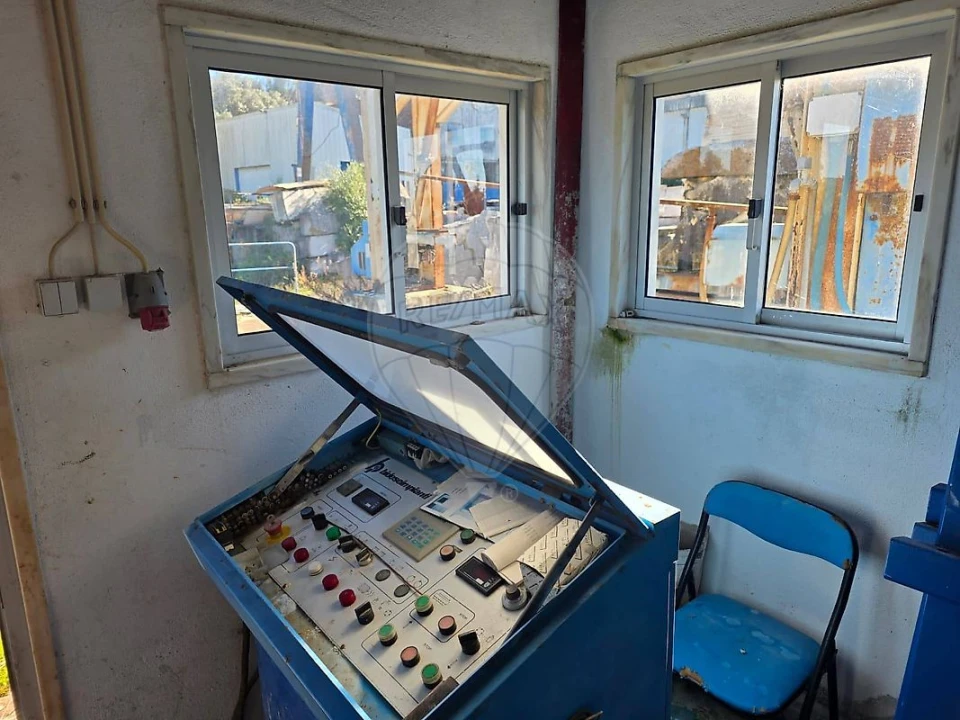 Armazém para Venda em Almargem do Bispo, Pêro Pinheiro e Montelavar Foto 31